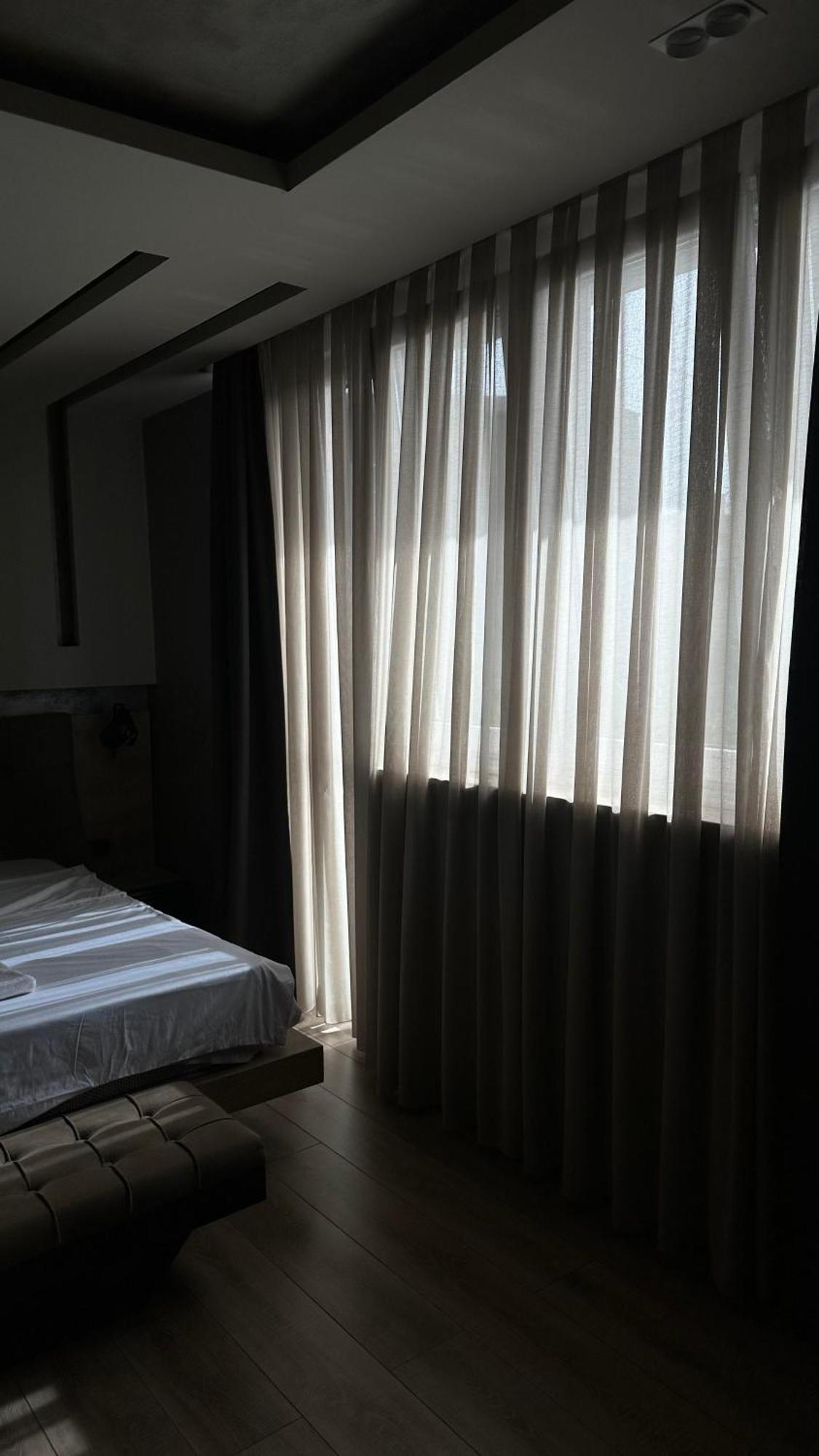Zet Apartments - Bedroom & Bathroom Pristina Exterior photo